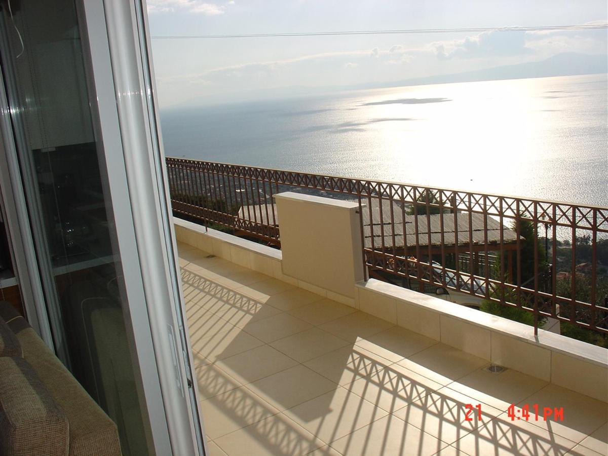 Verga First Floor Apartment 외부 사진